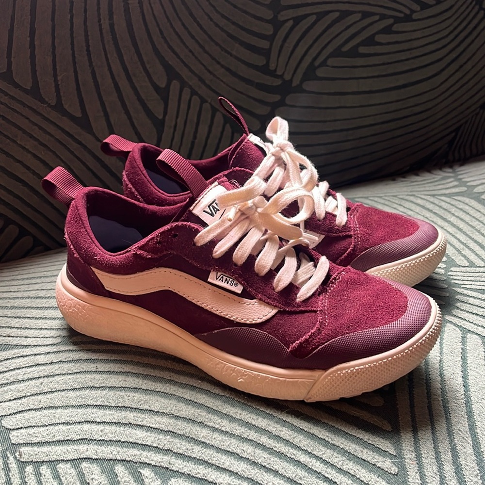 Vans Ultrarange EXO SE Suede